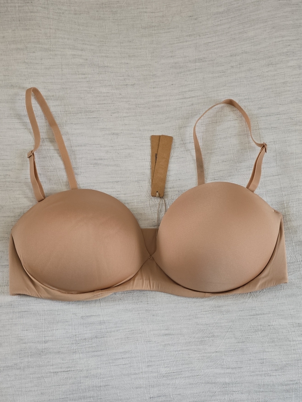 SKIMS Ultimate Push Up Strapless Bra Size:38C Clay